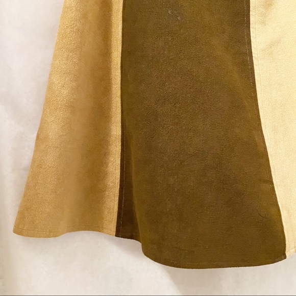 VINTAGE - FAUX SUEDE A-LINE MINI SKIRT - Picture 7 of 8